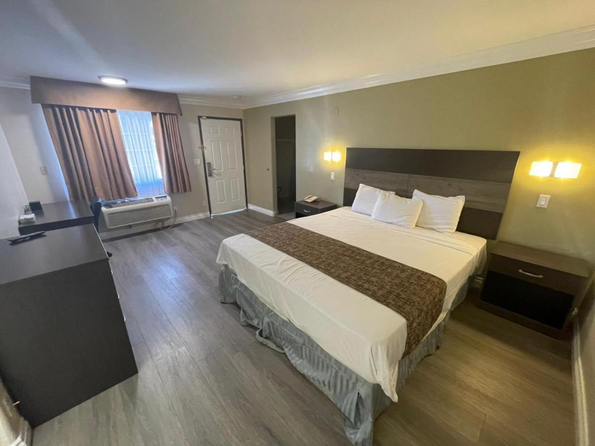 בואנה פארק Colony Inn מראה חיצוני תמונה
