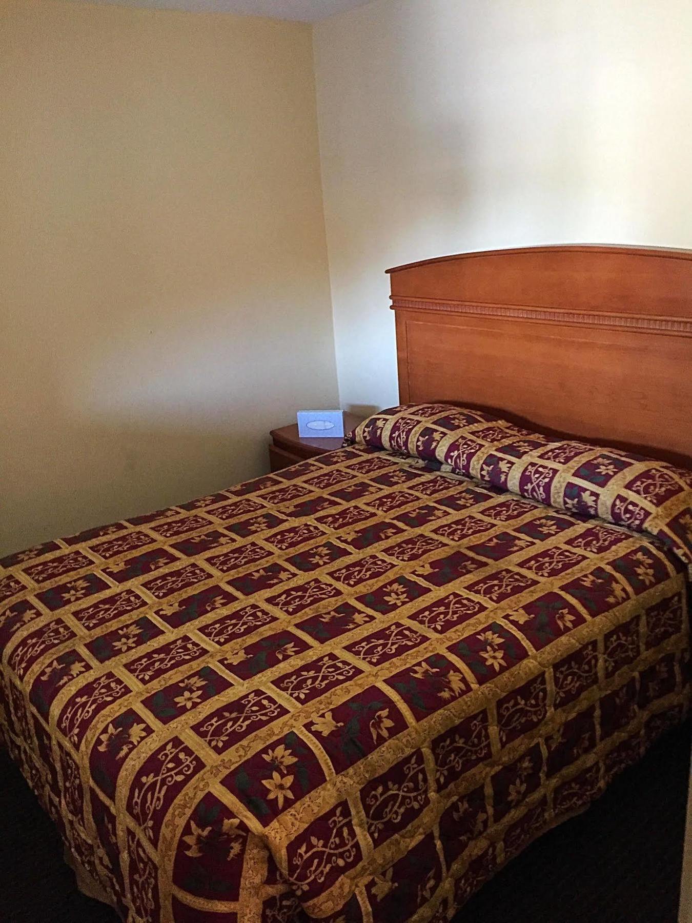 בואנה פארק Colony Inn מראה חיצוני תמונה
